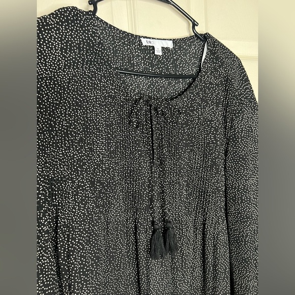 DR2 by Daniel Rainn Black Tie Front Relaxed Blouse - Picture 2 of 5